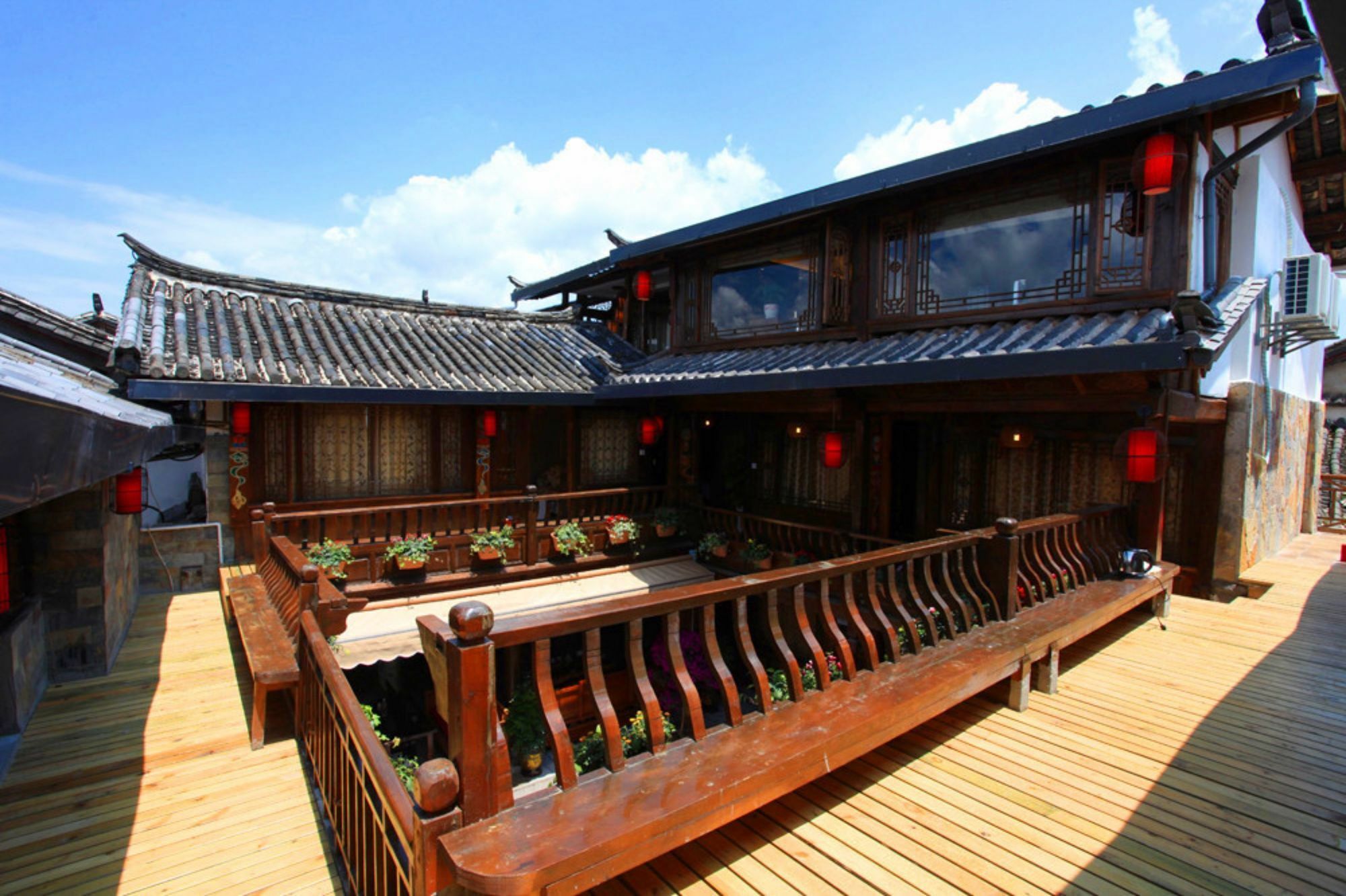 Lijiang Xueshanyu Inn Exterior photo